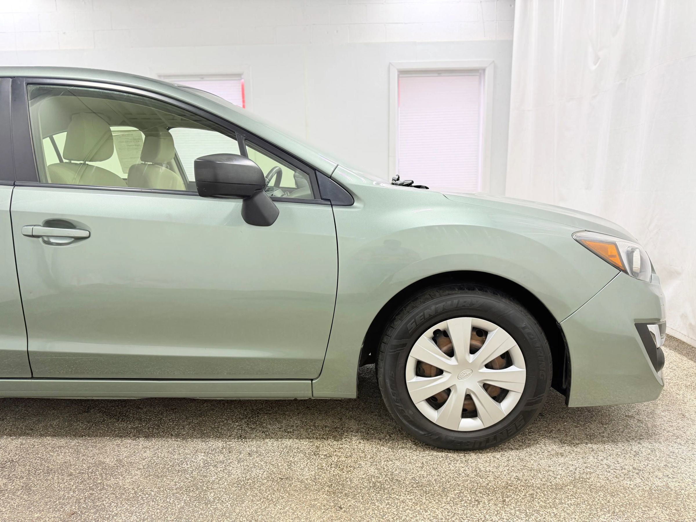 Used 2016 Subaru Impreza 2.0i image 8