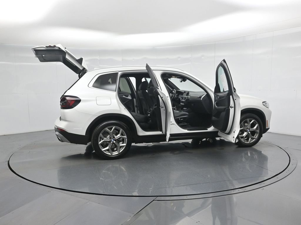 Used 2023 BMW X3 sDrive30i image 4