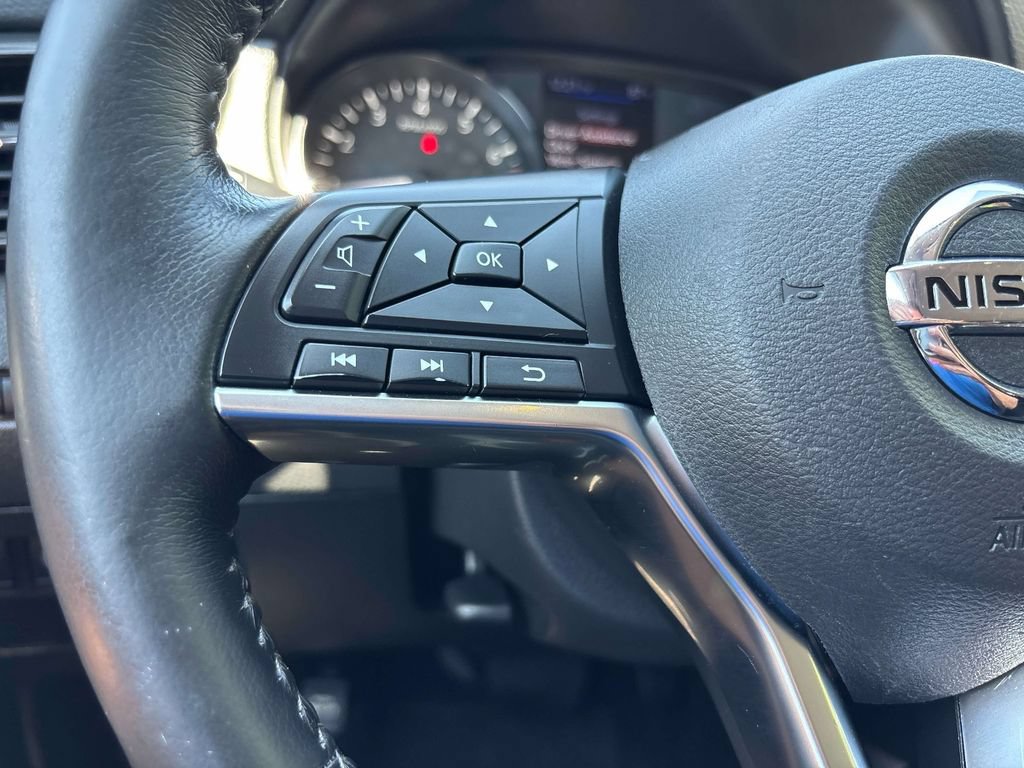Used 2019 Nissan Rogue SV AWD/4WD image 21