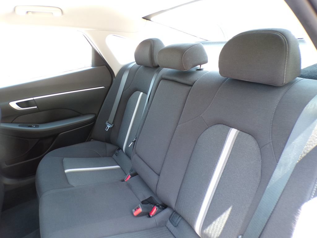 Used 2026 Hyundai Sonata SEL AWD/4WD image 16