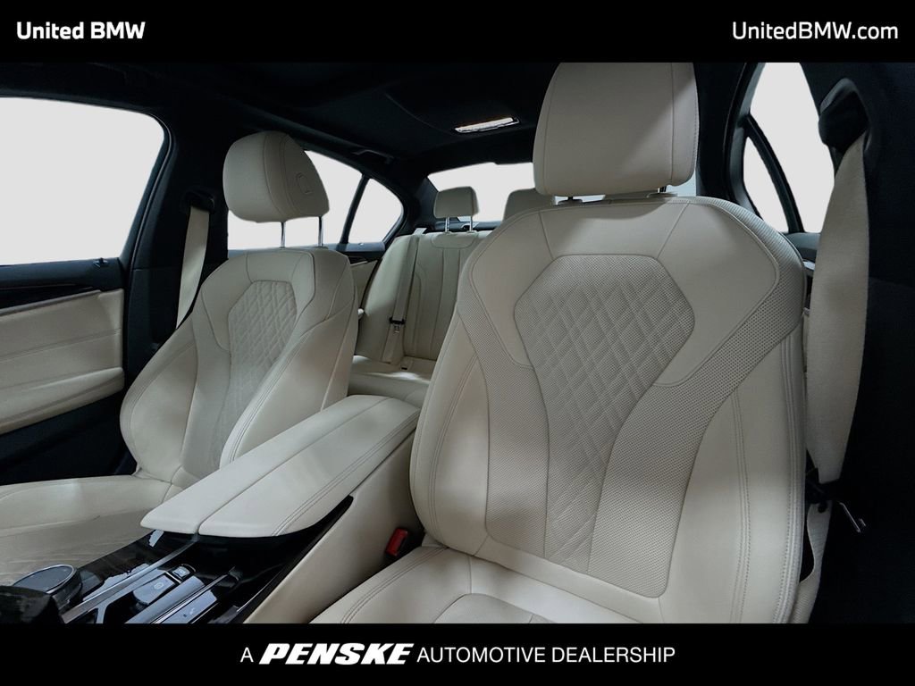 Certified 2023 BMW 530i RWD image 5