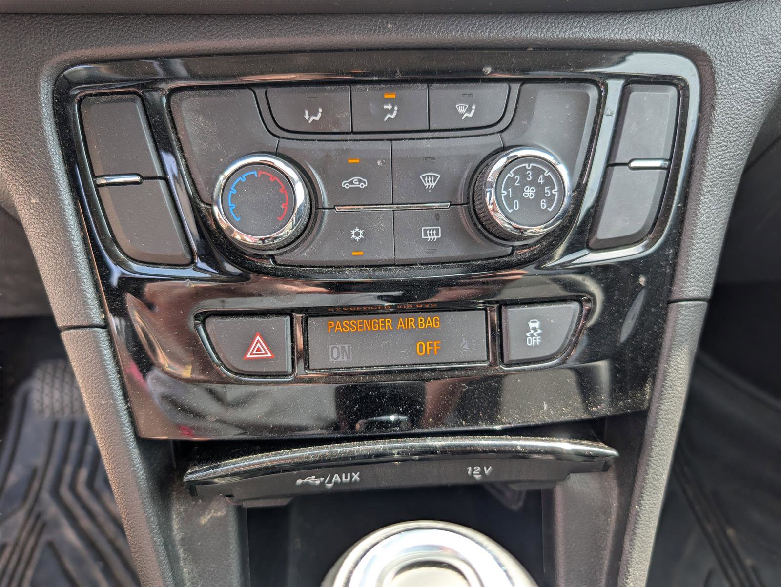 Used 2017 Buick Encore Preferred image 16