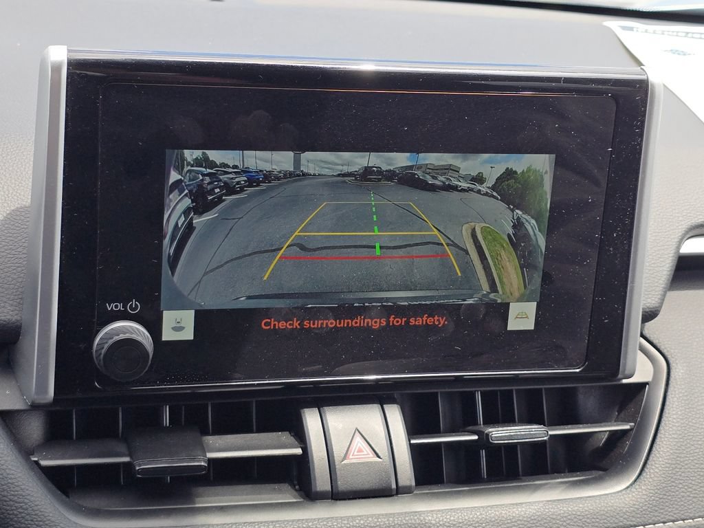 Used 2025 Toyota RAV4 LE FWD image 18