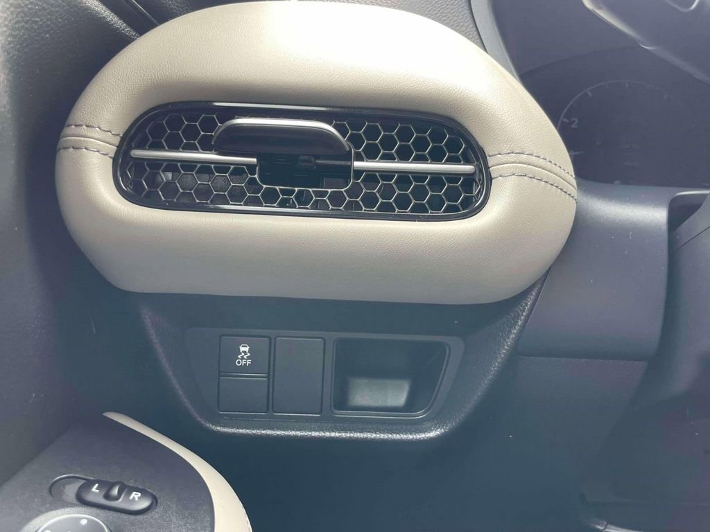 Certified 2024 Honda HR-V EX-L image 21