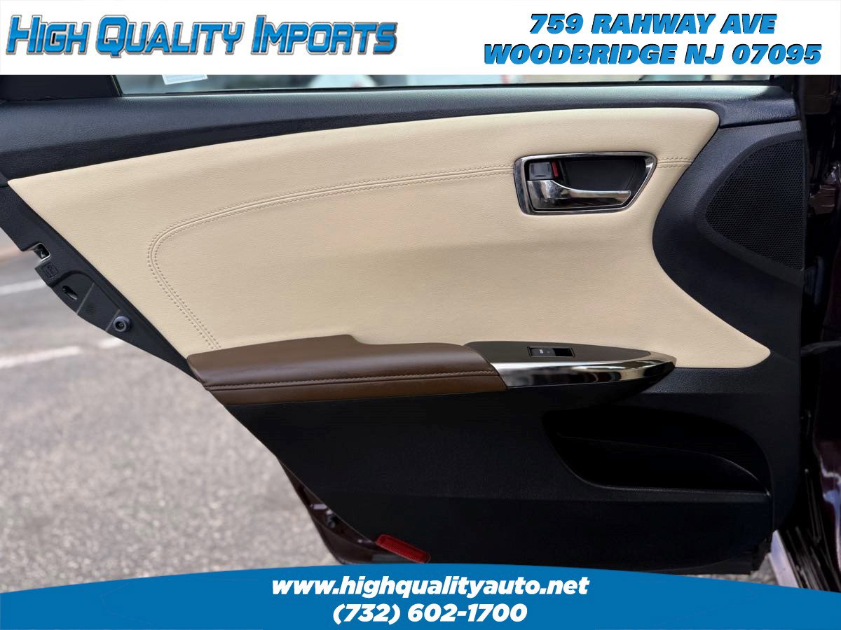 Used 2014 Toyota Avalon XLE Touring image 49