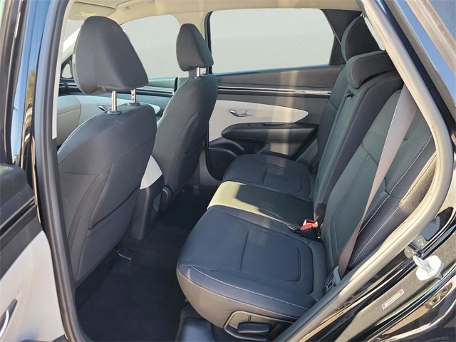 Used 2023 Hyundai Tucson SE image 9