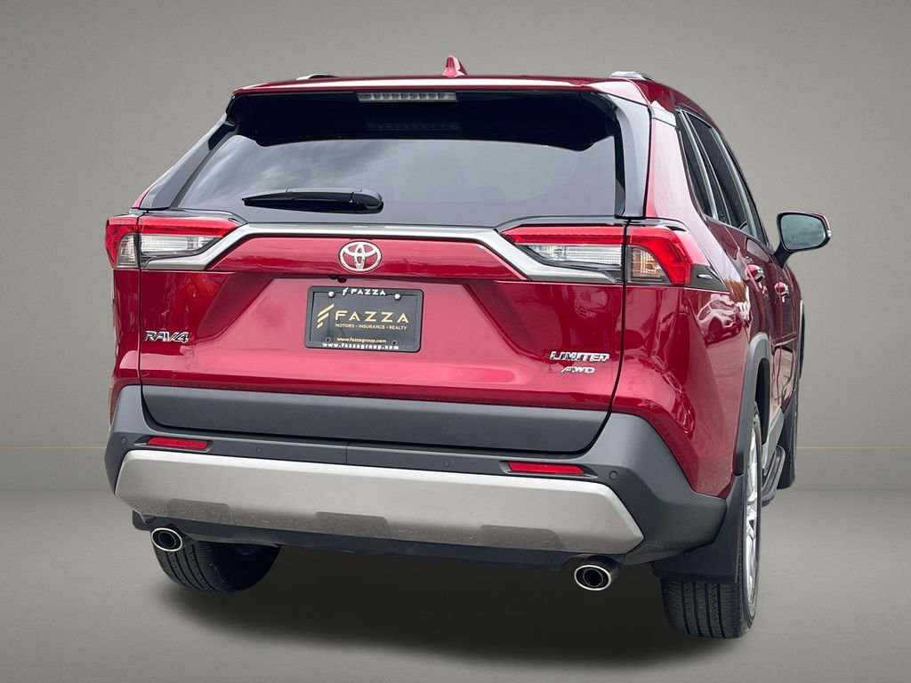 Used 2025 Toyota RAV4 Limited w/ Advanced Technology Package AWD/4WD image 5