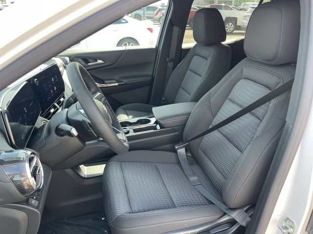 New 2027 Chevrolet Equinox LT w/ LPO, Floor Liner Package AWD/4WD image 11