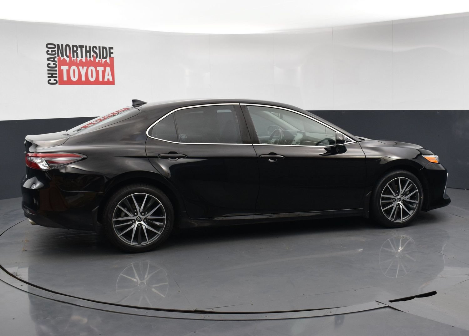 Used 2023 Toyota Camry XLE w/ Protection Package (Q2) (TMS) AWD/4WD image 5