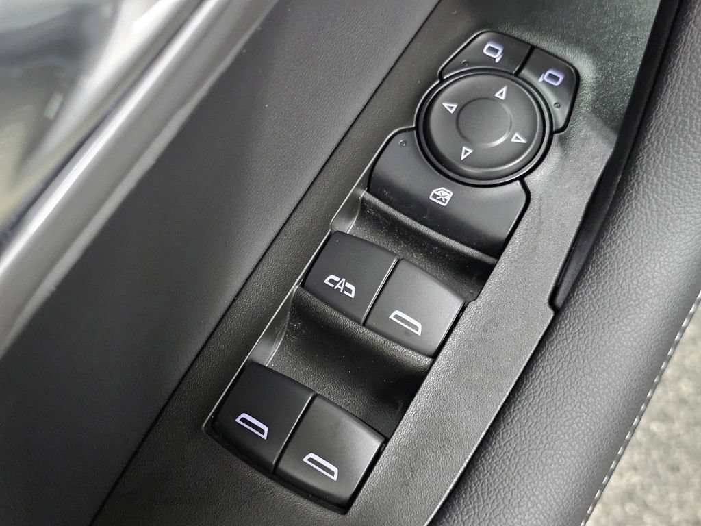 Used 2026 Chevrolet Blazer LT FWD image 30