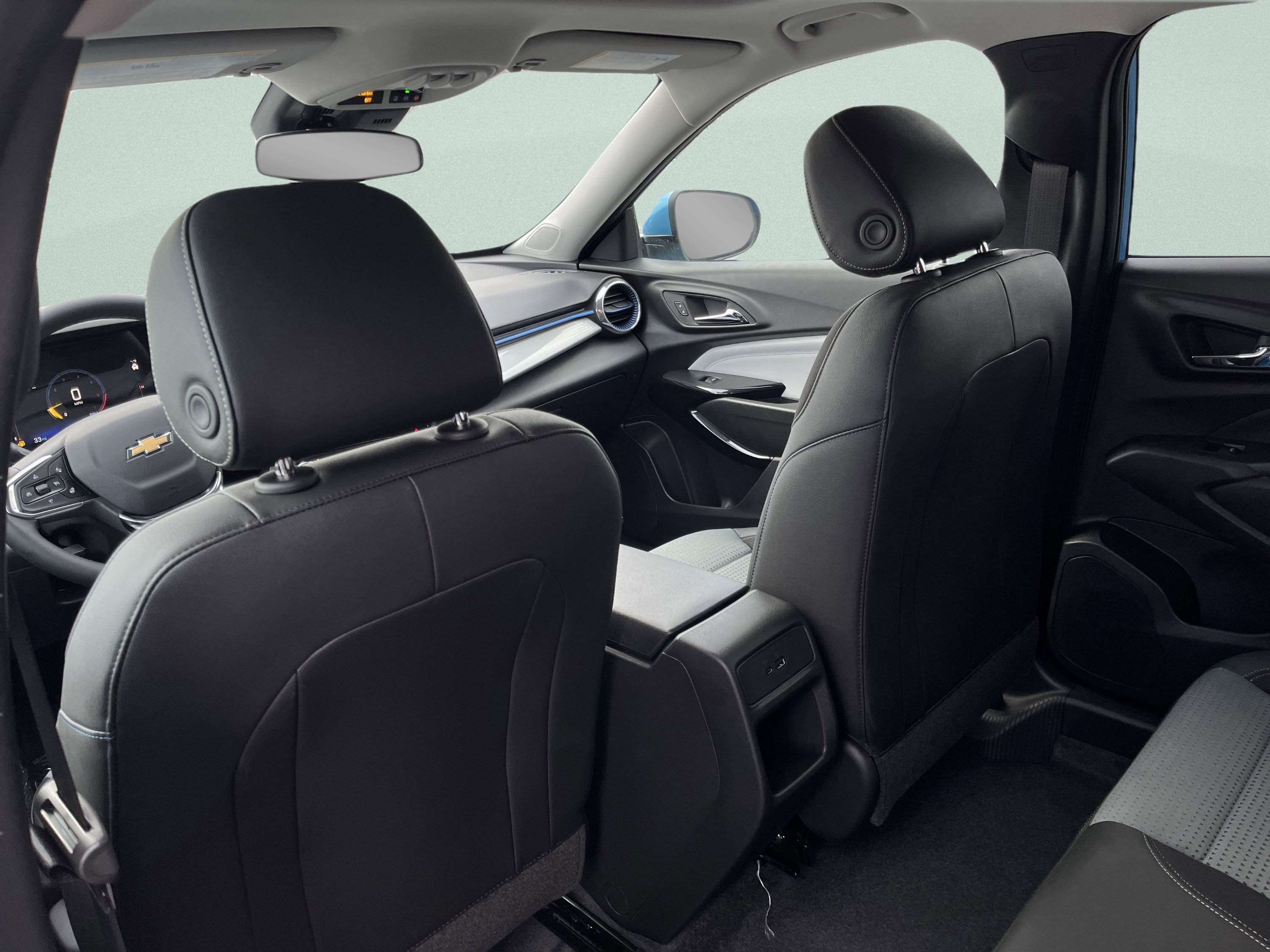 New 2026 Chevrolet Trax LT w/ Sunroof Package image 24