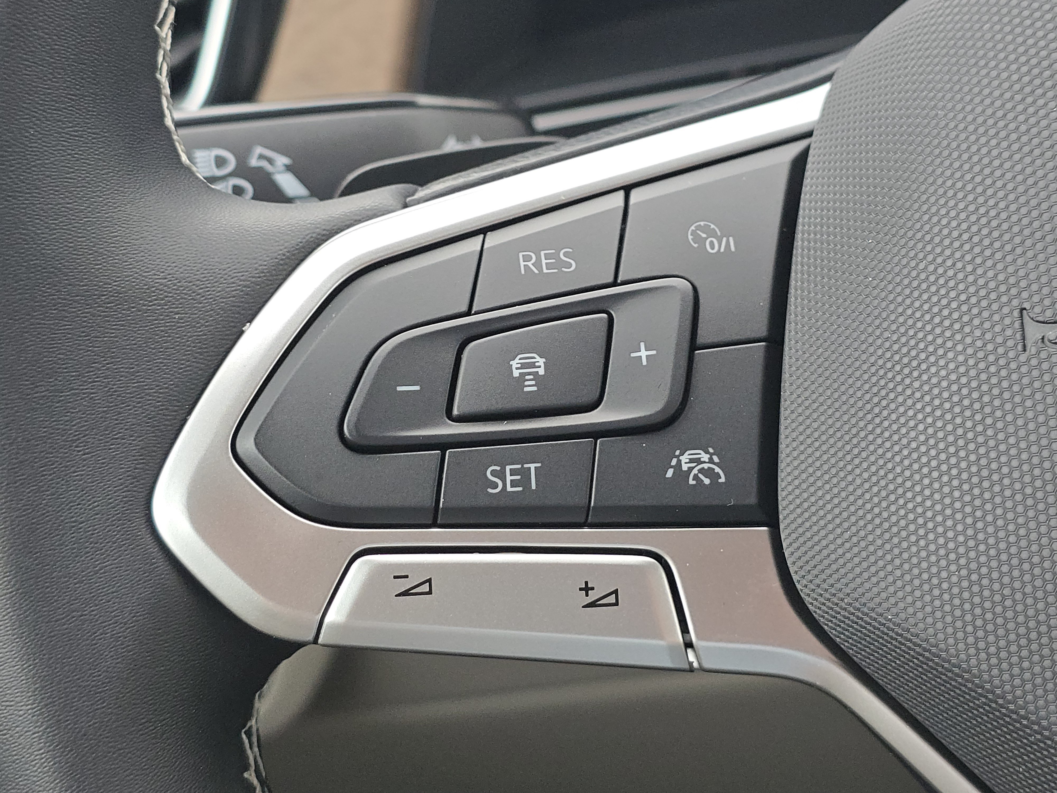New 2026 Volkswagen Atlas SE AWD/4WD image 23