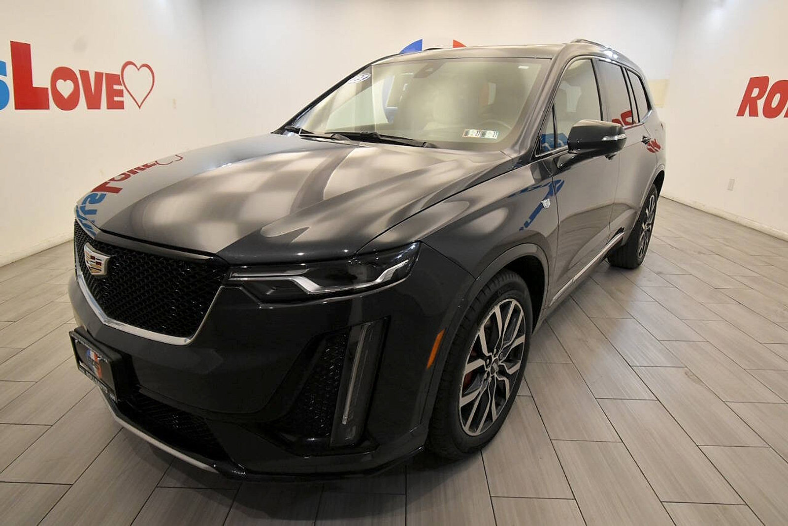 Used 2023 Cadillac XT6 Sport w/ Technology Package