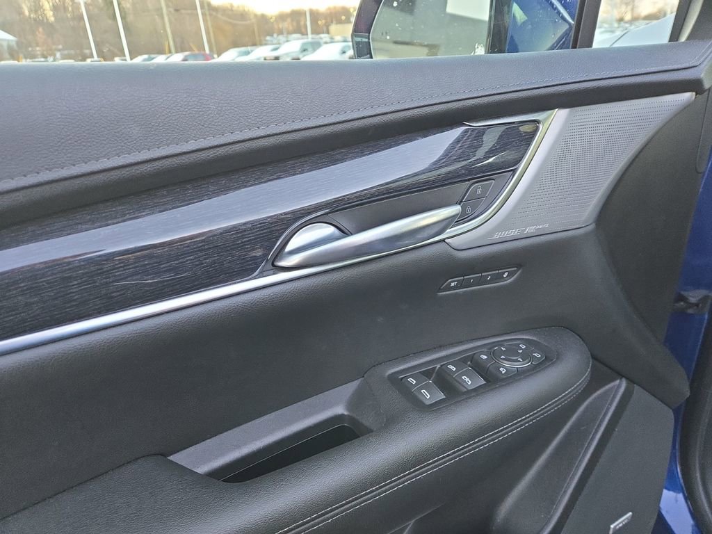 Certified 2023 Cadillac XT5 Premium Luxury w/ Technology Package image 10