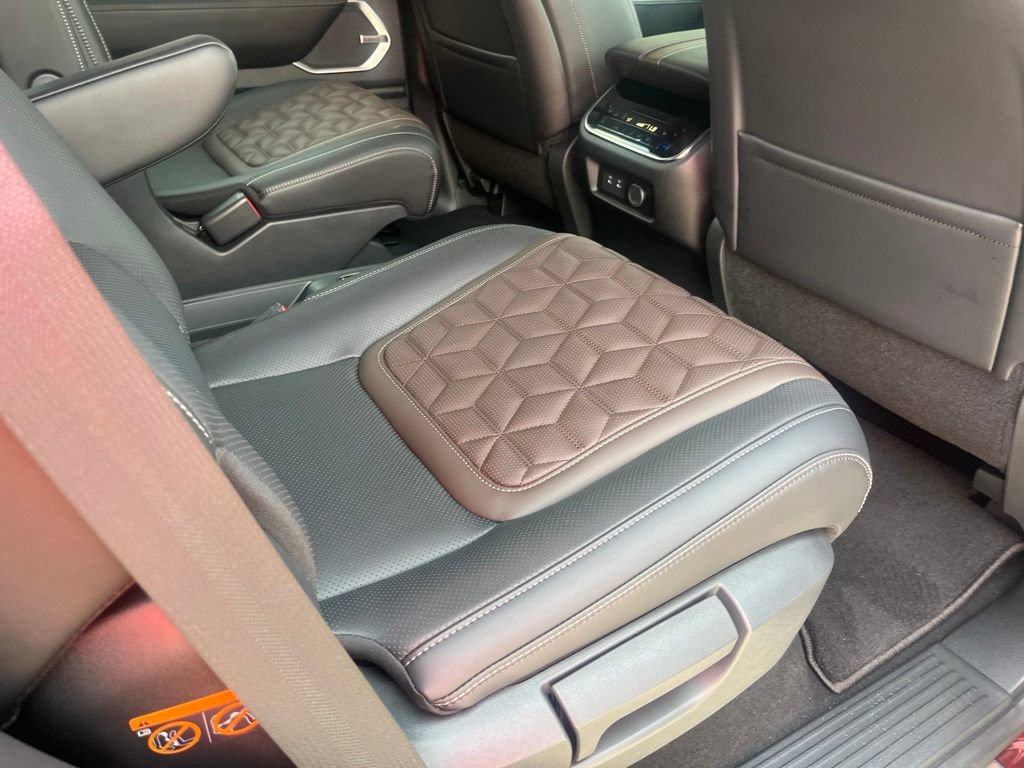 New 2026 Nissan Armada Platinum RWD image 36