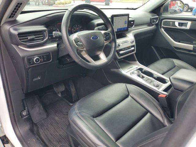Used 2024 Ford Explorer XLT w/ Equipment Group 202A AWD/4WD image 22