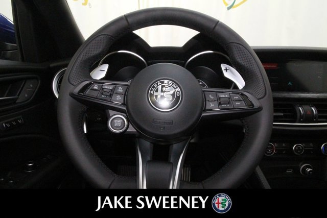 Used 2022 Alfa Romeo Stelvio Sprint image 15