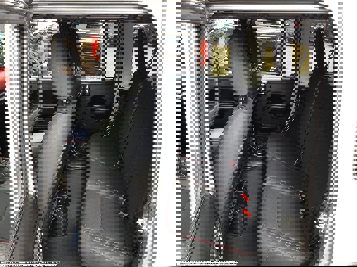 Used 2018 Jeep Wrangler Unlimited Rubicon image 13