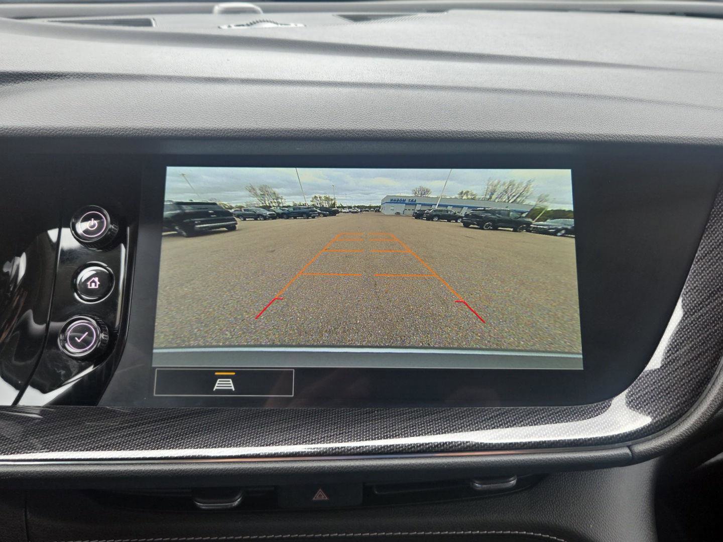 Used 2023 Buick Envision Essence FWD image 22