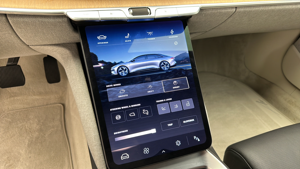 Used 2024 Lucid Air Touring AWD/4WD image 20