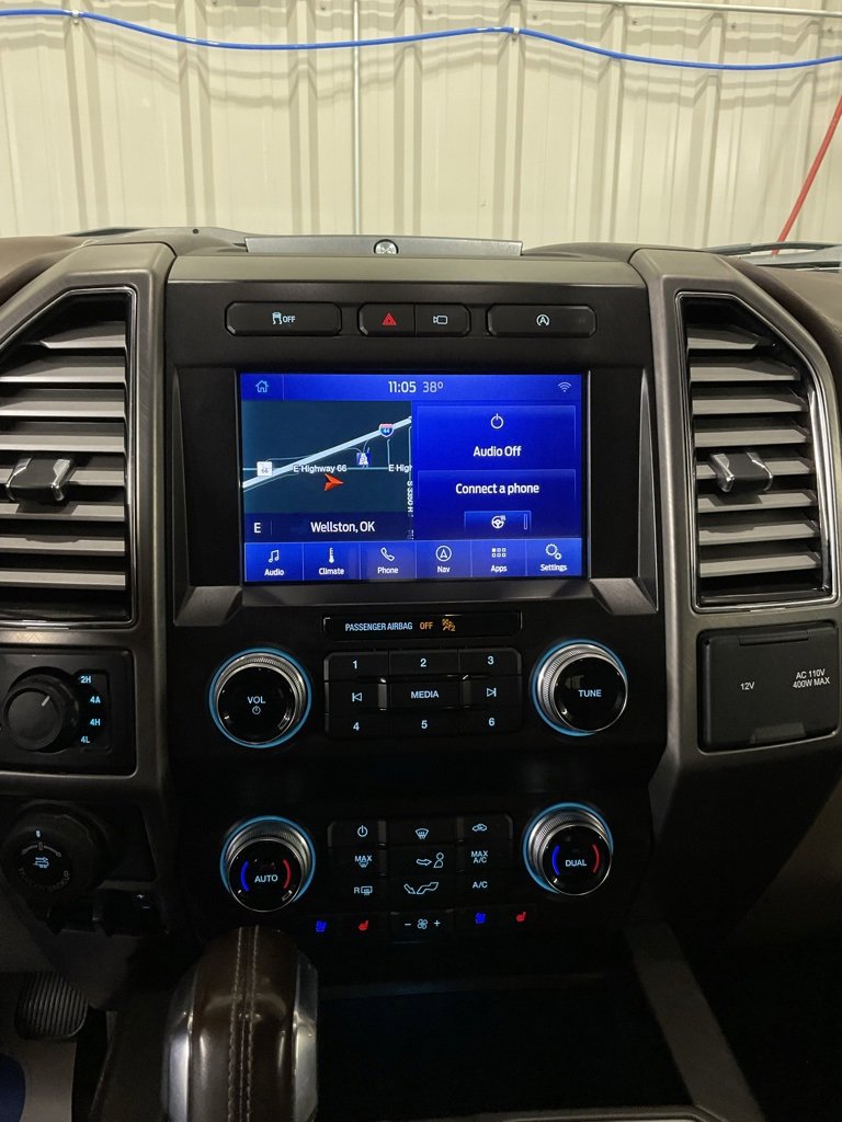 Used 2020 Ford F150 Limited w/ Trailer Tow Package image 16