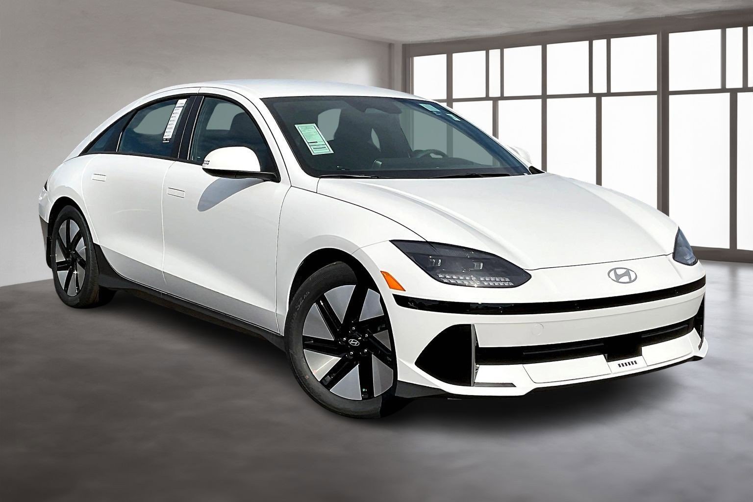 New 2025 Hyundai Ioniq 6 SE