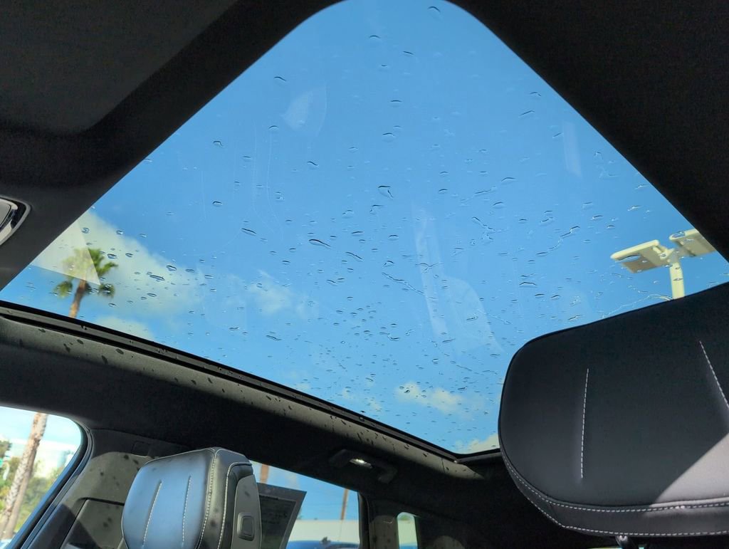 Certified 2024 Cadillac Lyriq Tech w/ Driver Assist Package image 7