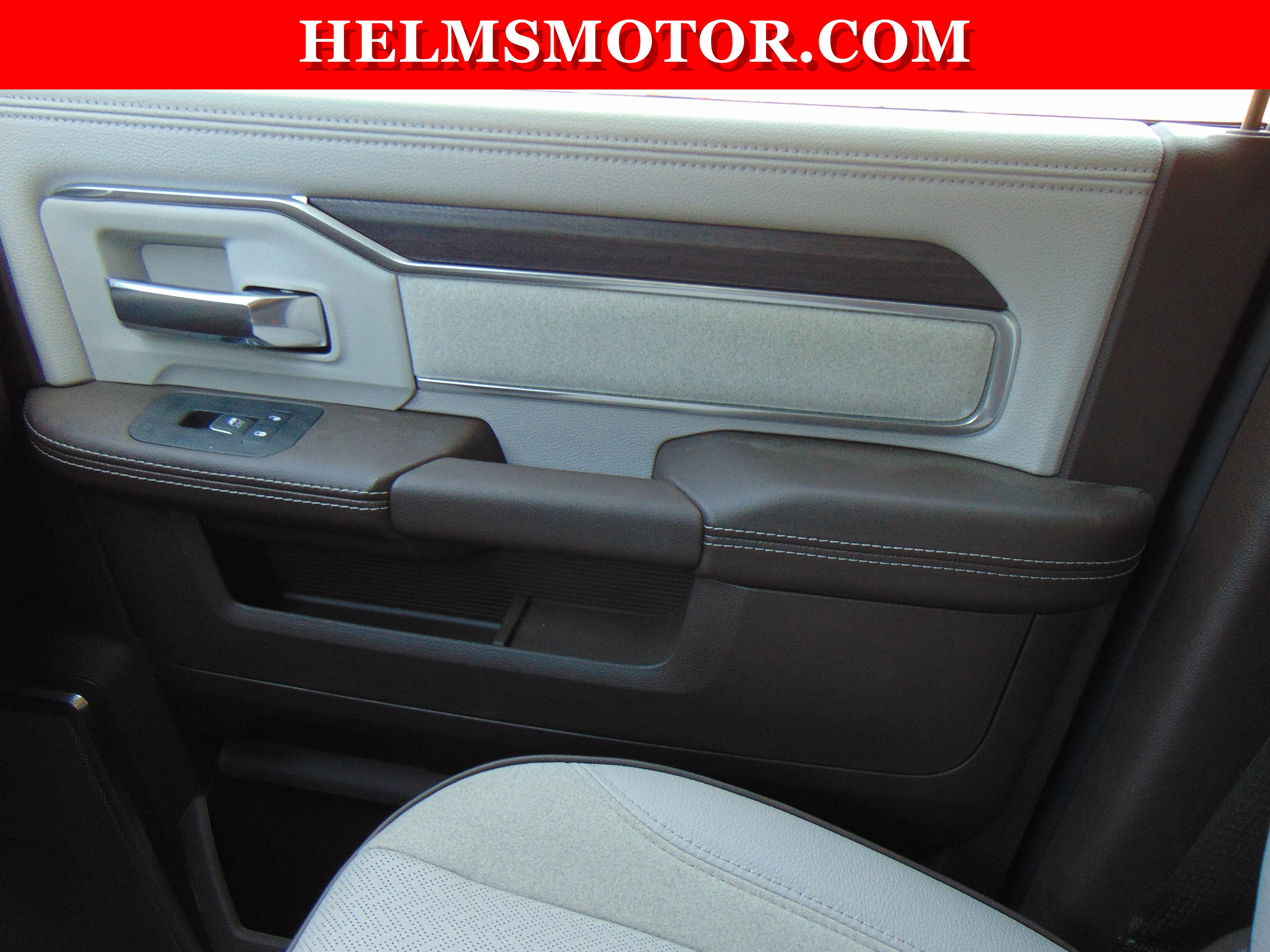 New 2025 RAM 2500 Laramie AWD/4WD image 43