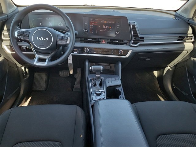 Used 2024 Kia Sportage LX image 9