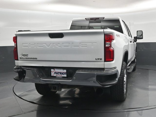 Used 2020 Chevrolet Silverado 2500 LTZ w/ LTZ Plus Package AWD/4WD image 2