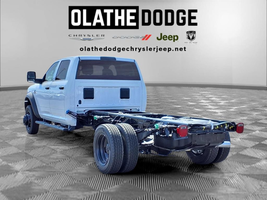 New 2026 RAM 5500 Tradesman AWD/4WD image 3