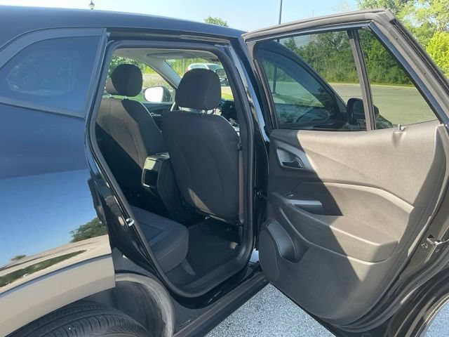 Used 2025 Chevrolet Trax LS w/ Driver Confidence Package FWD image 18