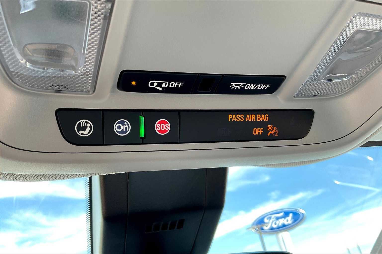 Used 2024 Chevrolet Equinox LT image 30