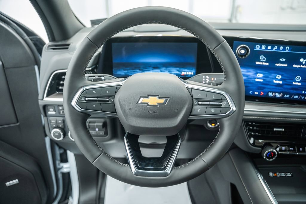 New 2026 Chevrolet Suburban Premier w/ Sun And Tow Package AWD/4WD image 31