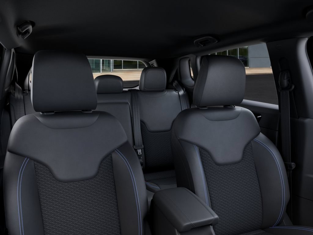 New 2026 Jeep Compass Latitude AWD/4WD image 26