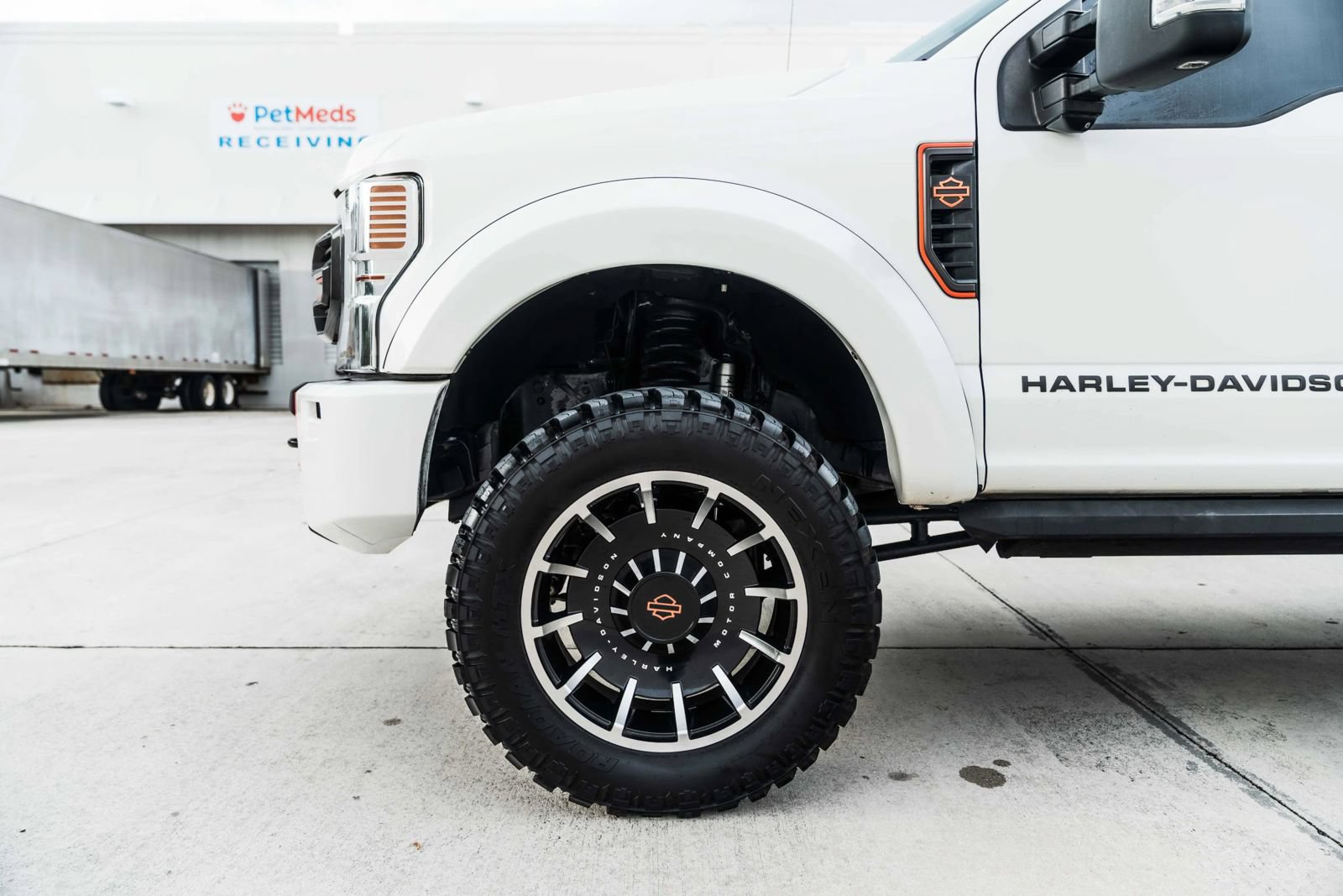 Used 2020 Ford F250 Lariat w/ Lariat Ultimate Package AWD/4WD image 12