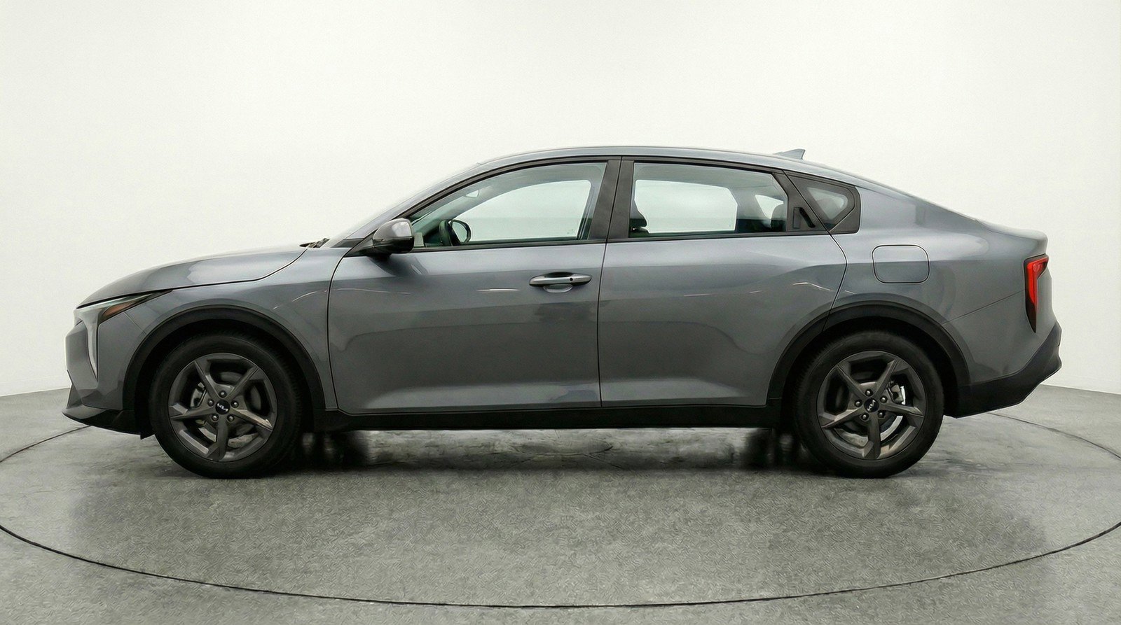 Used 2025 Kia K4 FWD image 5