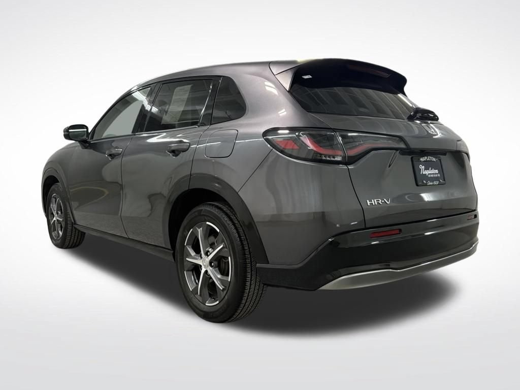 Used 2024 Honda HR-V EX-L image 2