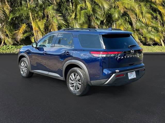 Used 2024 Nissan Pathfinder SV image 7