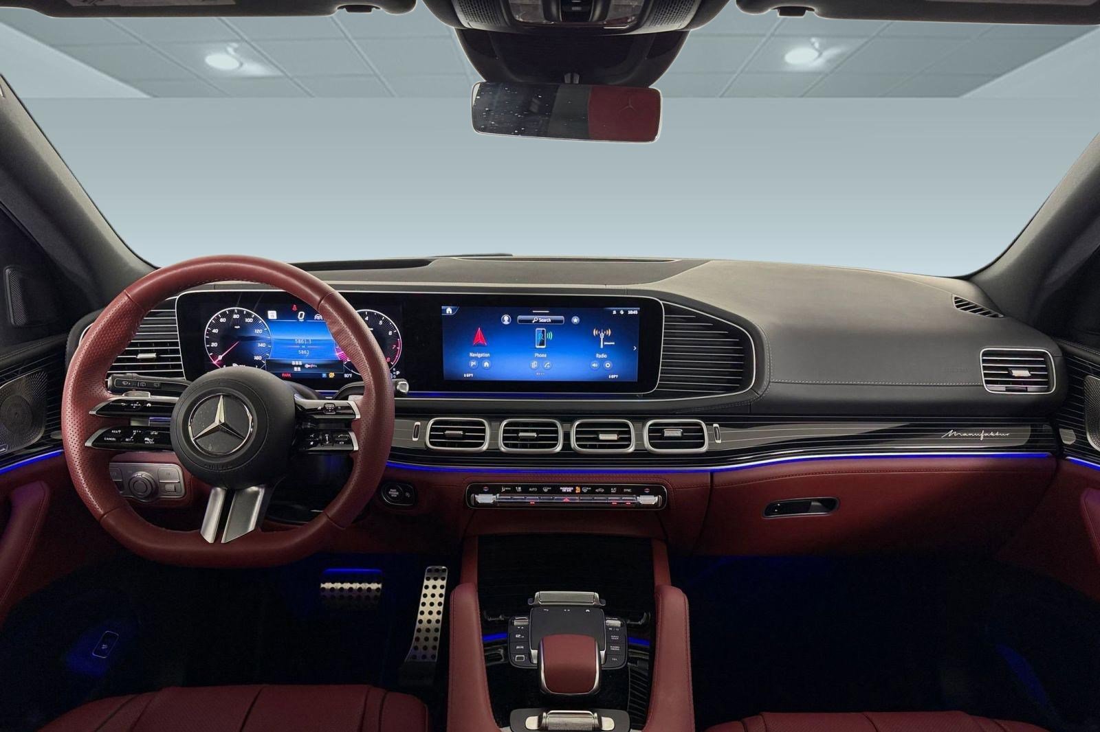 Used 2025 Mercedes-Benz GLS 580 4MATIC image 14