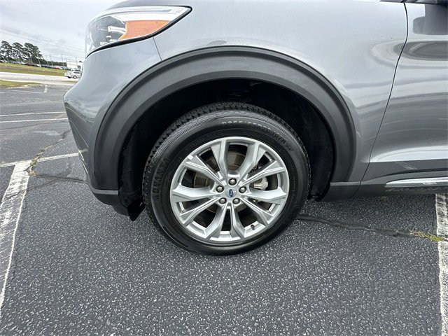 Used 2023 Ford Explorer Limited w/ Equipment Group 301A image 18