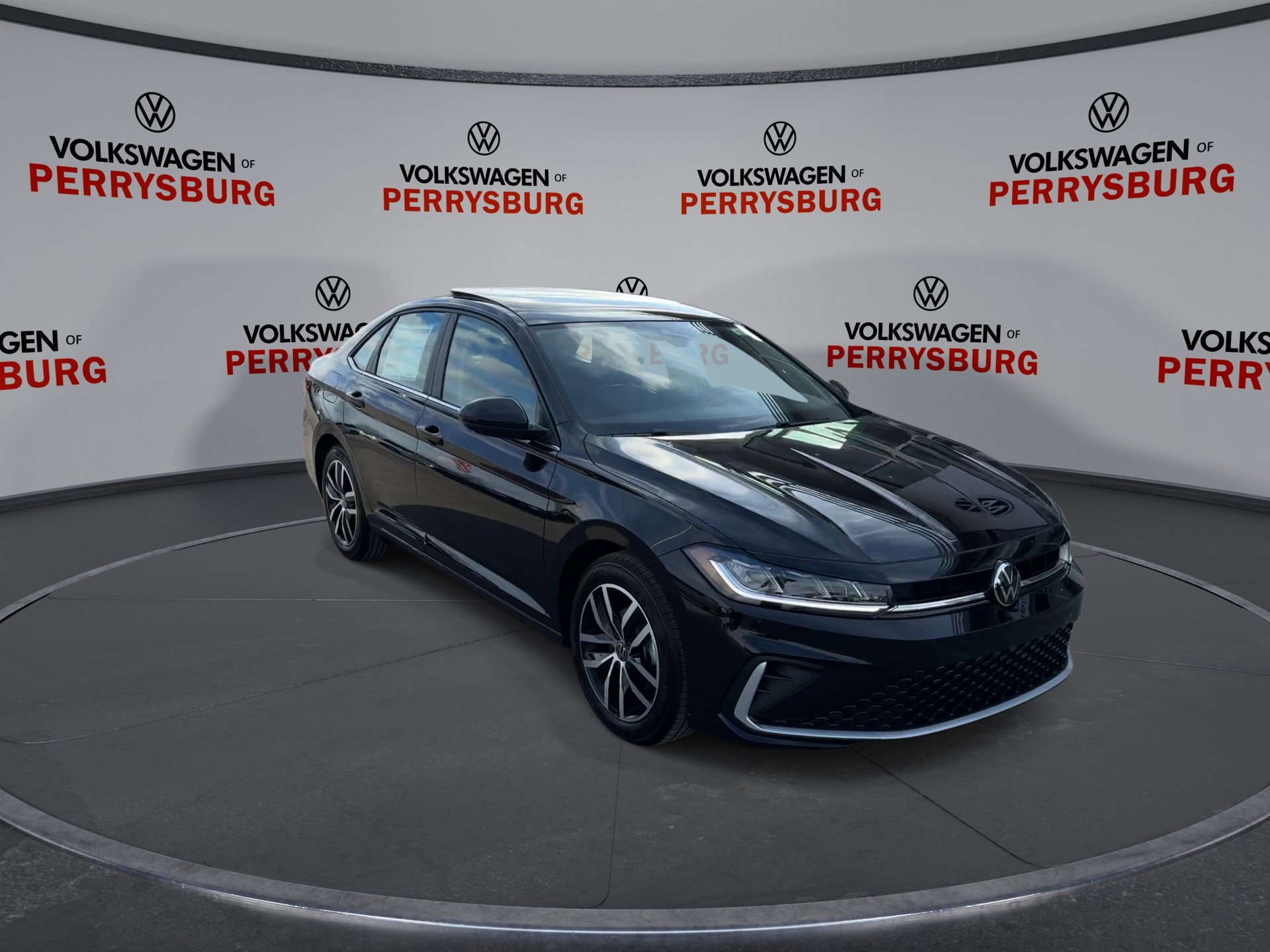 New 2026 Volkswagen Jetta SE image 2