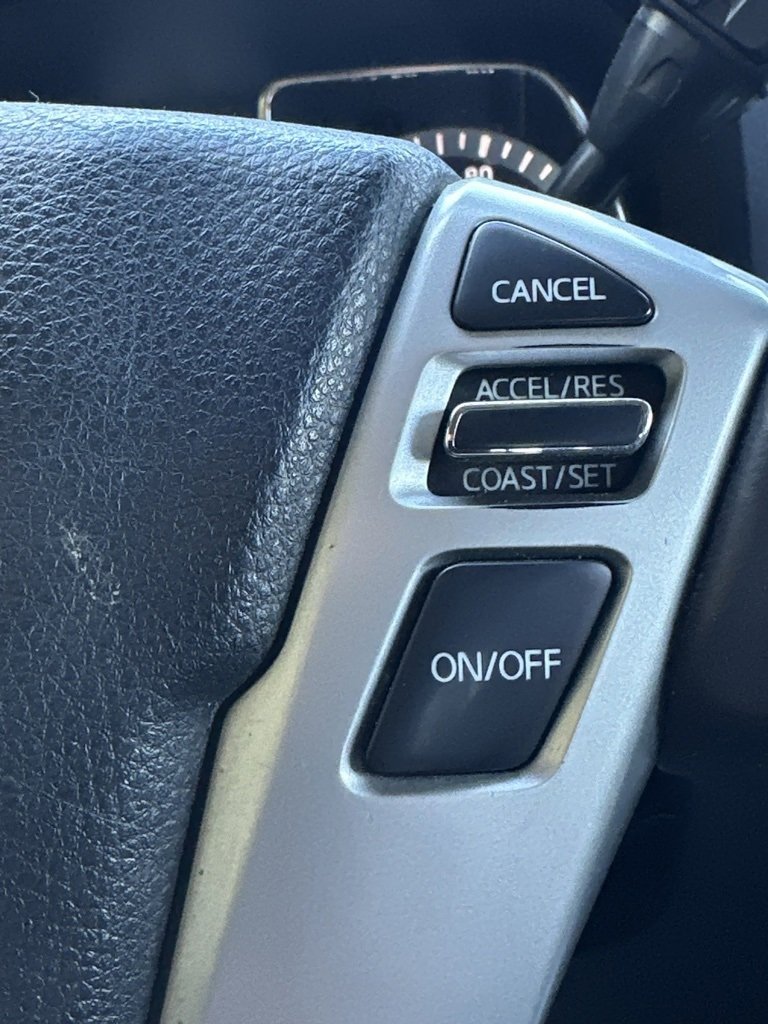 Used 2018 Nissan Titan SV w/ SV Convenience Package image 23