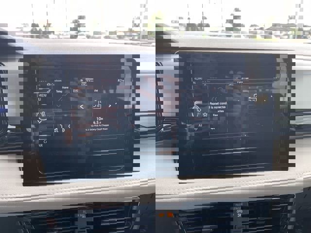 New 2025 Volkswagen Taos S image 10