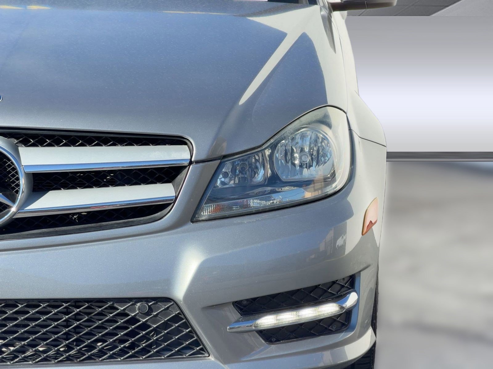 Used 2013 Mercedes-Benz C 250 Coupe image 9