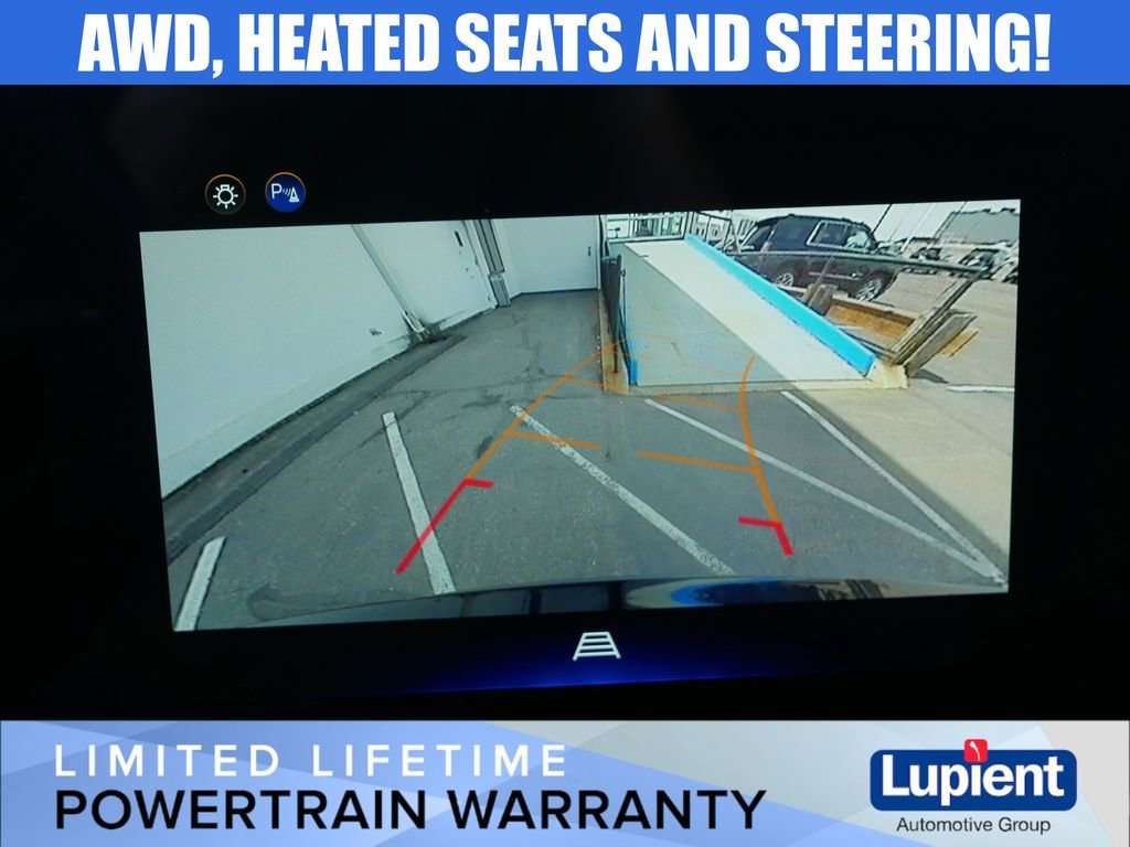 Used 2025 Chevrolet Equinox LT AWD/4WD image 25
