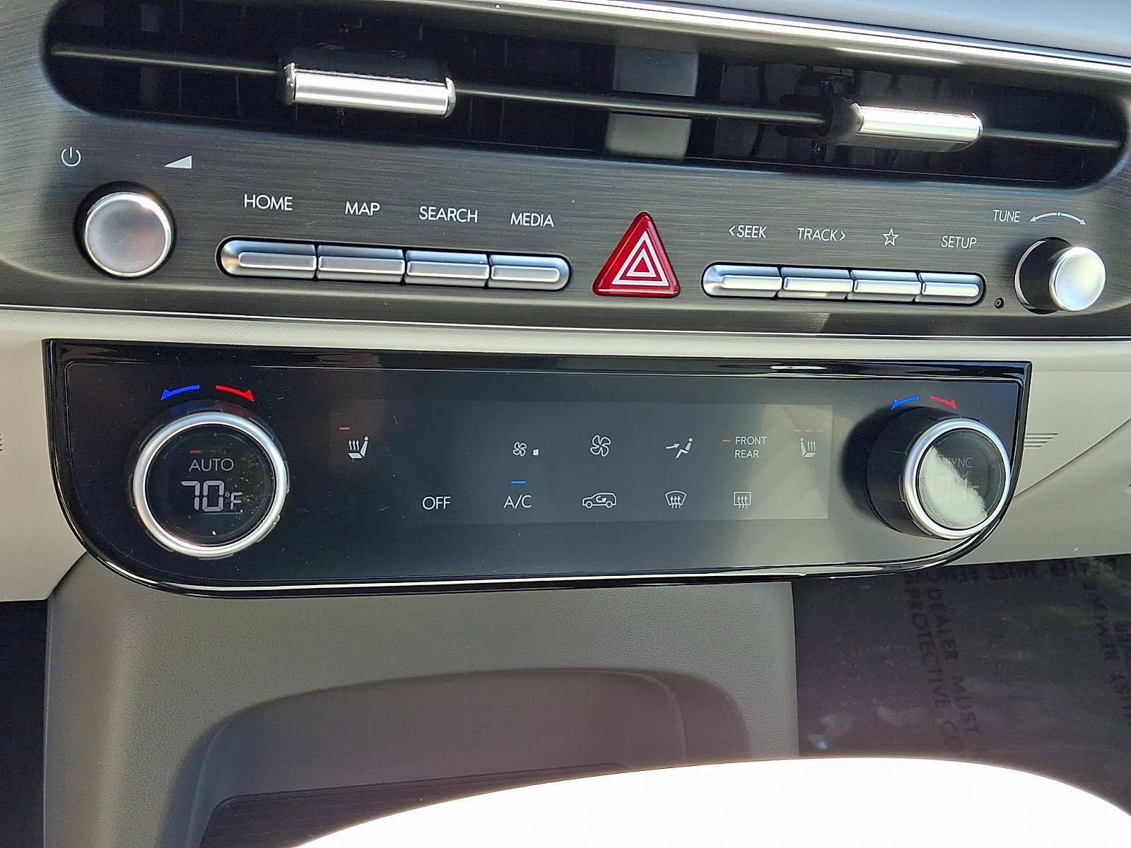 Certified 2026 Hyundai Palisade SEL AWD/4WD image 17