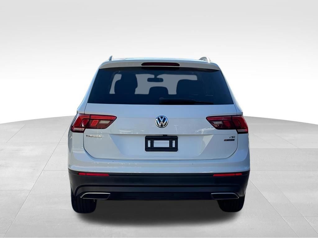 Used 2018 Volkswagen Tiguan S image 6