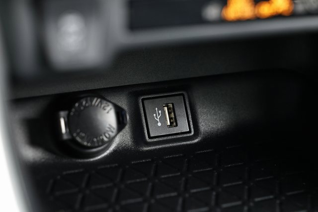 Used 2024 Toyota RAV4 XLE image 39