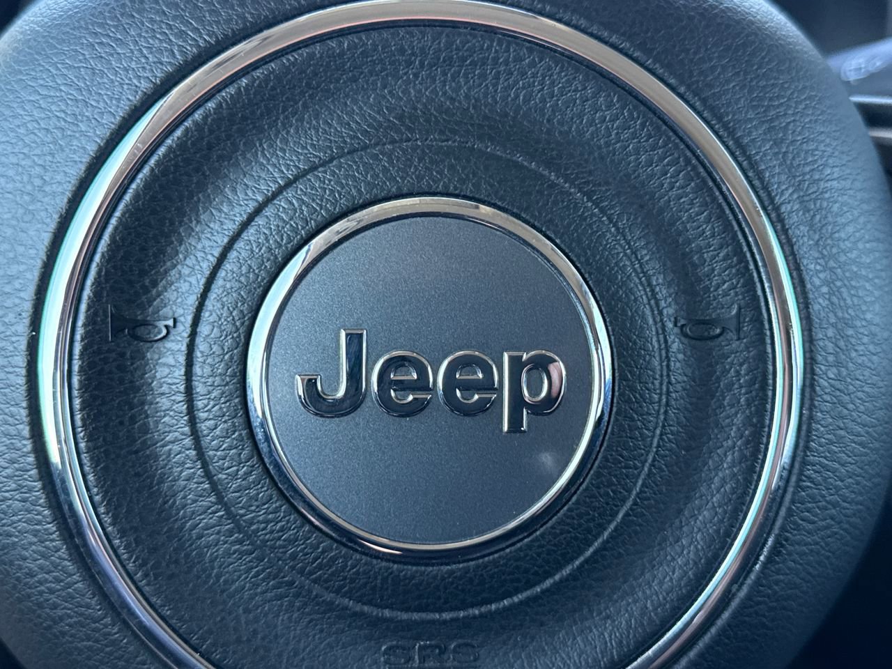 Used 2018 Jeep Renegade Latitude image 27